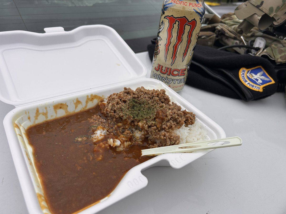 Take_SSgt's tweet photo. 今日も今日とて https://t.co/bFyqV5o3qC