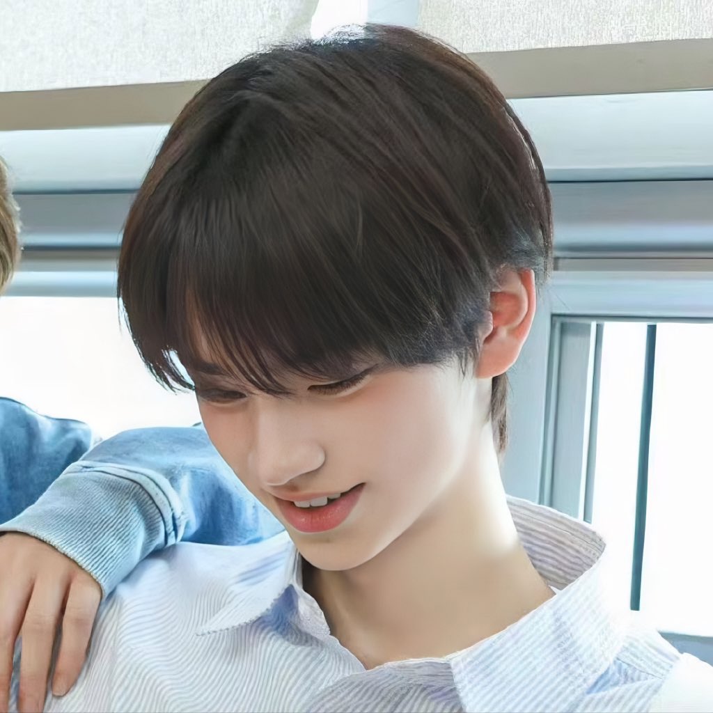 foshinyu's tweet photo. シニュは本当に清純なウサギみたい。

#TWS #신유 #SHINYU #シニュ https://t.co/j8DqW0dAz9