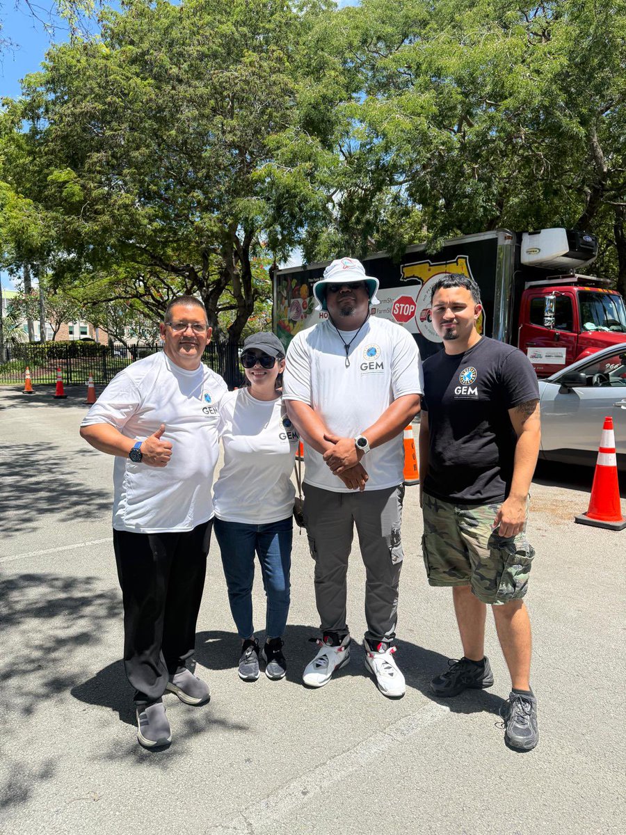 GEMmissions's tweet photo. Through Smart Partnerships, Farm Share and GEM are helping communities prepare before the next storm arrives. Learn more: https://t.co/04fHwvgbgu or https://t.co/Om0QPXx5yu
#HurricanePreparedness #Florida #FarmShare #GEM #DisasterRelief https://t.co/H4XSWxP1rR