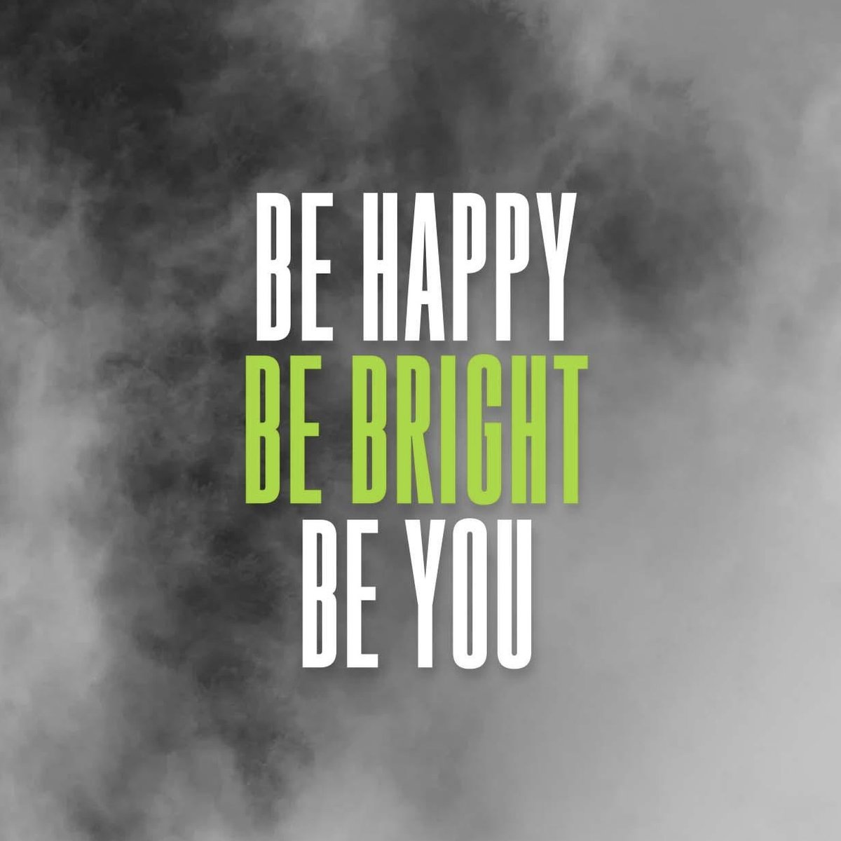AuthorAaronHowe's tweet photo. #BeHappy 😀
#BeBright 😌
#BeYou 😉 https://t.co/wY1G2r9PfO
