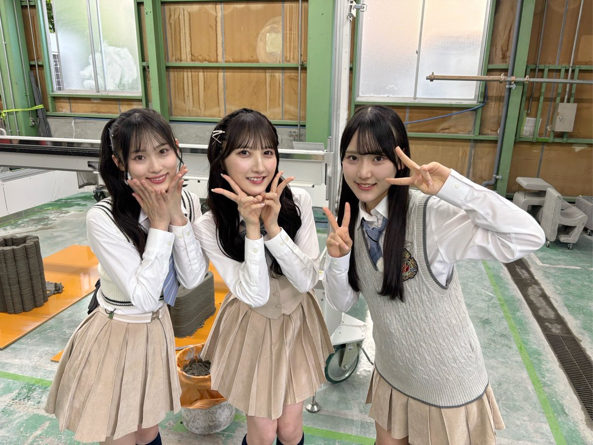 AKB48_staff's tweet photo. ⋱ ꉂꉂ📢テレビ出演のお知らせ📺 ⋰

本日6/7(日)16:55～🌈
テレビ東京「AKB48が突撃！お宅で１番のＤＸはなんですか？」に
 #奥本カイリ #長友彩海 #丸山ひなた が出演します🎈
＼

ナレーションには #行天優莉奈 が登場. ❀ 
ぜひご覧ください✨

▼詳しくはこちら
https://t.co/OKR7kEM9fR

@kairi_okumoto
@ayamin_112
@Hinata_Maruyama
@tenten_yurina