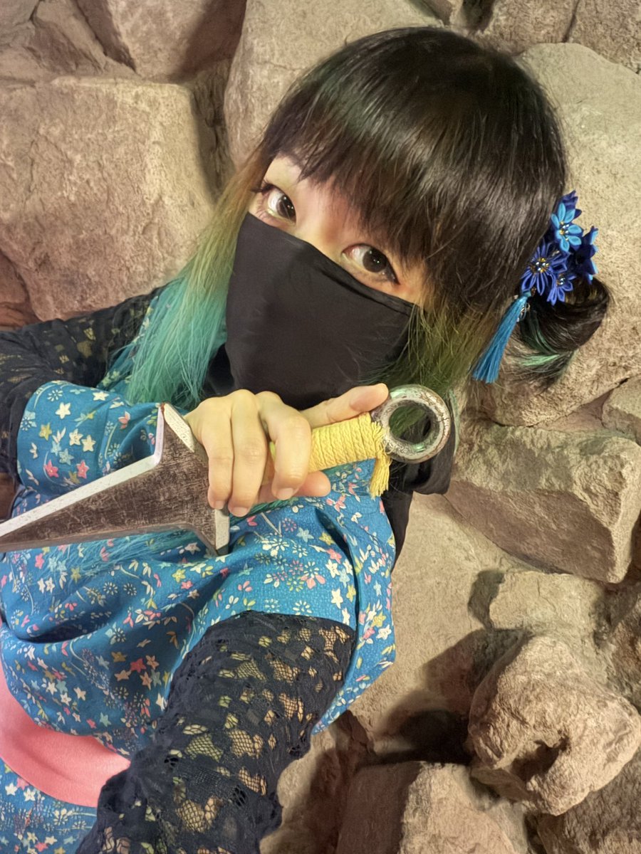 yzkrin's tweet photo. 今日は1日雨みたいね☔

そんな天気でみんなで写真撮る時間がないくらい朝からバタバタだったけど、今日の #伊賀流忍者博物館 は忍者いっぱいでお待ちしてます🥷 https://t.co/zCsVcyr15P