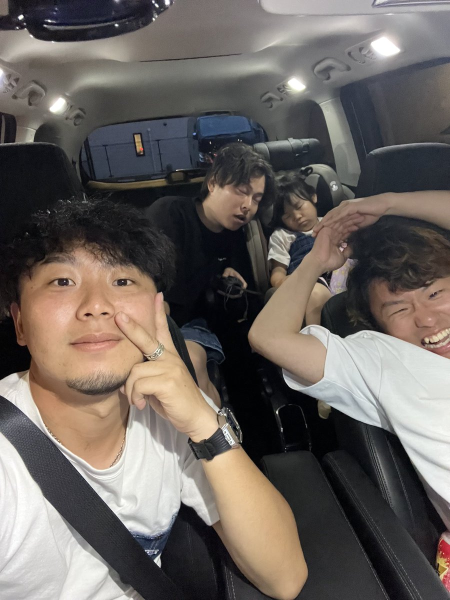 narinaribotbot's tweet photo. 昨日のなりなり(2026/06/07 10:02:22)

withほりほり、めいめい、かいかい https://t.co/q9sspzbxCU
