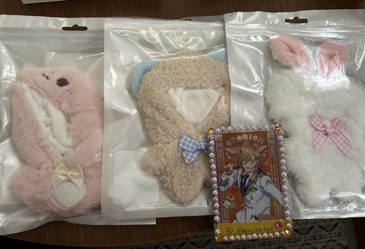 flancheter's tweet photo. G.triGer 推し活グッズ　10センチ用ぬいぐるみ着ぐるみ

譲：うさぎ2点、くま1点
求：3点纏めて送料込み3,000円

お心当たりのある方はよろしくお願い致します。 https://t.co/Xrlps98UdI