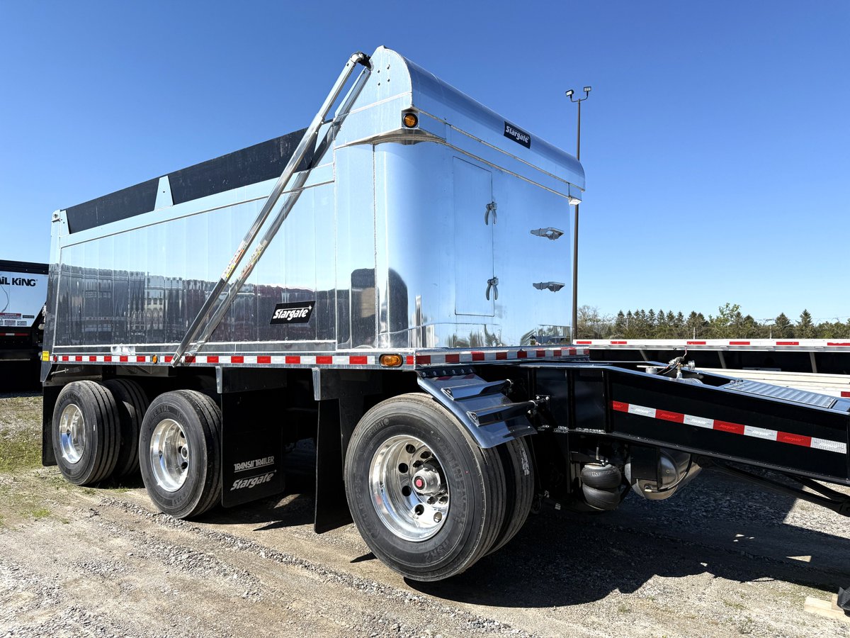 TransitTrailer's tweet photo. 📢 NEW STARGATE PONIES AVAILABLE NOW!
 🚛 High Spec’d. Heavy Duty. Ready to Work.
Built tough, built smart, built to perform — at a price that won’t last. These Stargate units are spec’d to impress 👇
🔥 Key Features:
 ✅ 17’ Box Length
 ✅ Polish
✅Polished 48” High Durawall Side Walls + 12” Boards
 ✅ 60” Air-Operated Dura Wall Tailgate w/ 8” Wings
 ✅ 3/8” Thick Floor + HD Aluminum Channels
 ✅ ½” Thick, 14’ Wide Liner
 ✅Air-Operated Mesh Tarp
 ✅ Aluminum Air & Calcium Tanks
 ✅ High Tensile I-Beam Frame
 ✅Dura-Bright Outer Aluminum Wheels
⚠️ Limited stock — once they're gone, they're gone!
📞 Call: 1-877-995-5999
 📧 Email: hello@transittrailer.com
 🌐 Visit: https://t.co/3gFa8dzQyE
#gravel