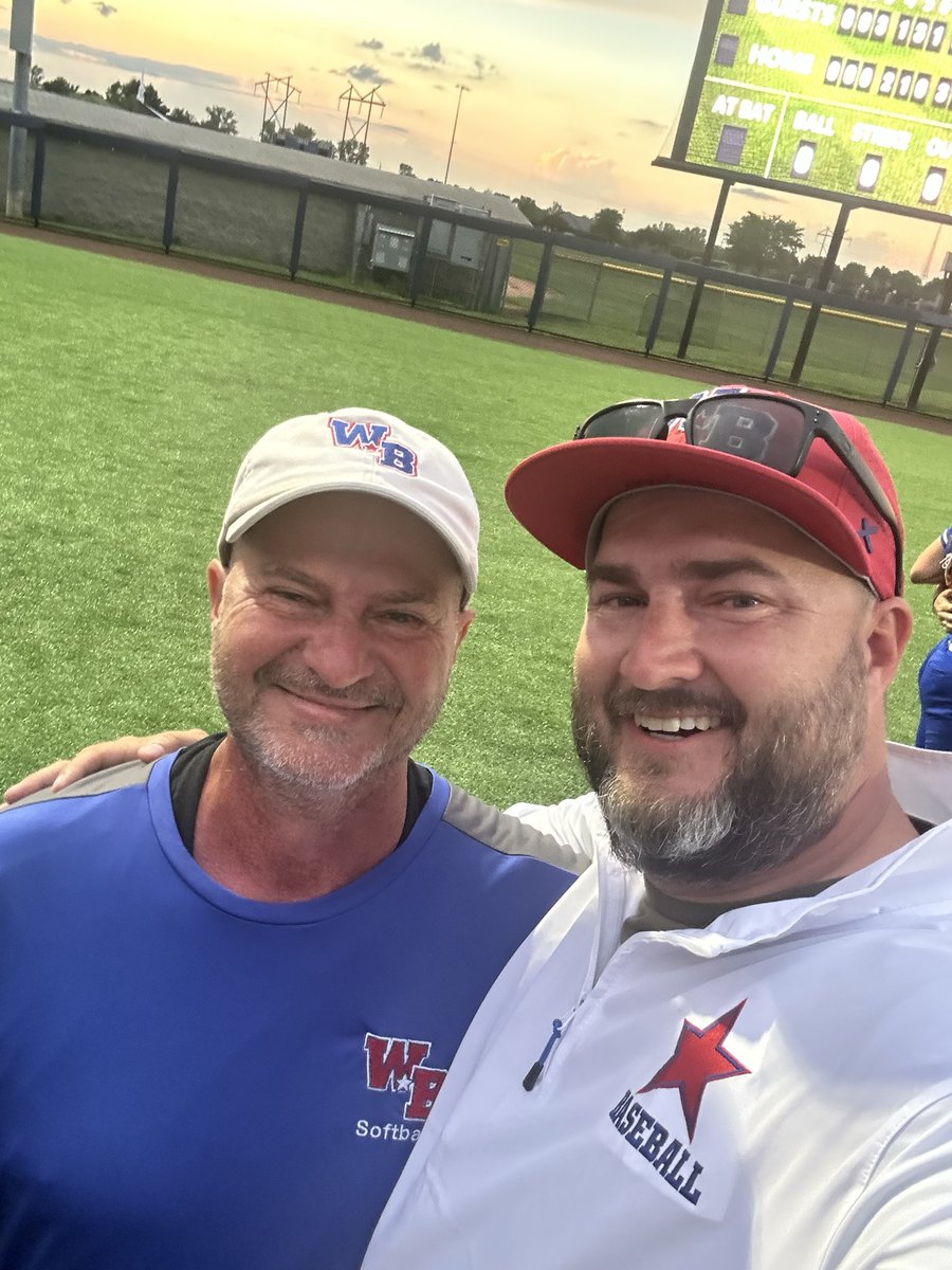 Webo_Baseball1's tweet photo. Just me and Guy taking his girls to state next weekend!!! Congrats Coach Vanderpool and all of your @WBstarsSoftball girls!!! https://t.co/9iOKsBJKRB