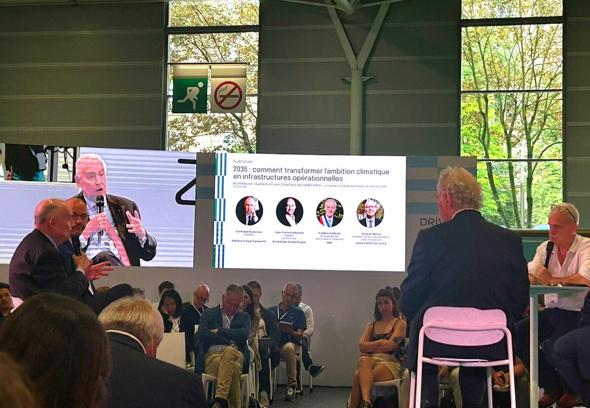 CEEVO95's tweet photo. #ValdOise / #ParisRegion / #ChooseIDF / #Mobilité / #Décarbonation / #Ceevo95 : Participation du CEEVO au salon Drive to Zero 2026, le rendez-vous européen de l'innovation pour la mobilité décarbonée, à Paris - https://t.co/4V161RCDFB https://t.co/Phs6m6t2YJ