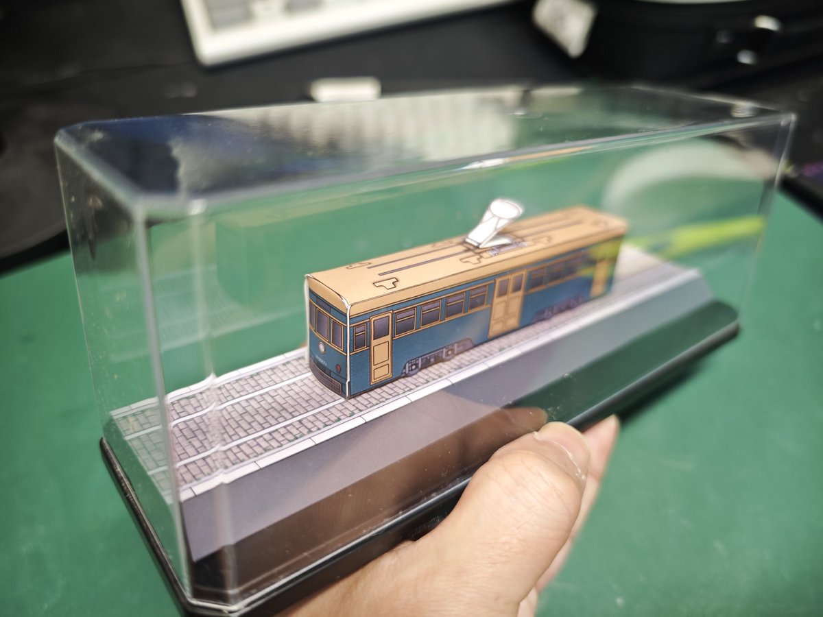 pepar_net's tweet photo. 大連路面電車　2200形。

日本車輌製の路面電車。

#ペーパークラフト https://t.co/5VesS6oiGd