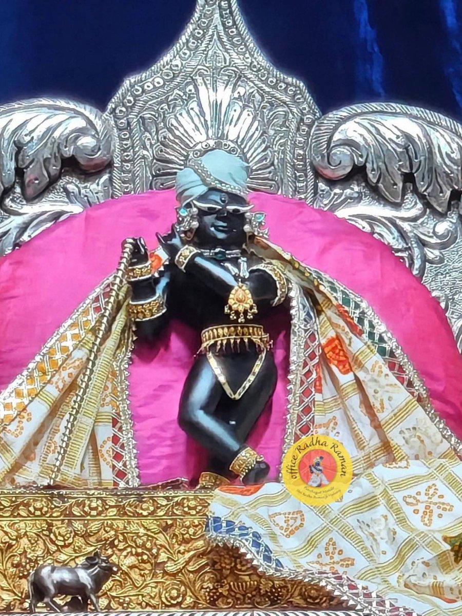 thebhaktiverse's tweet photo. मंगला आरती दर्शन श्री राधारमण लाल जी वृन्दावन धाम https://t.co/sGS59BQeXr
