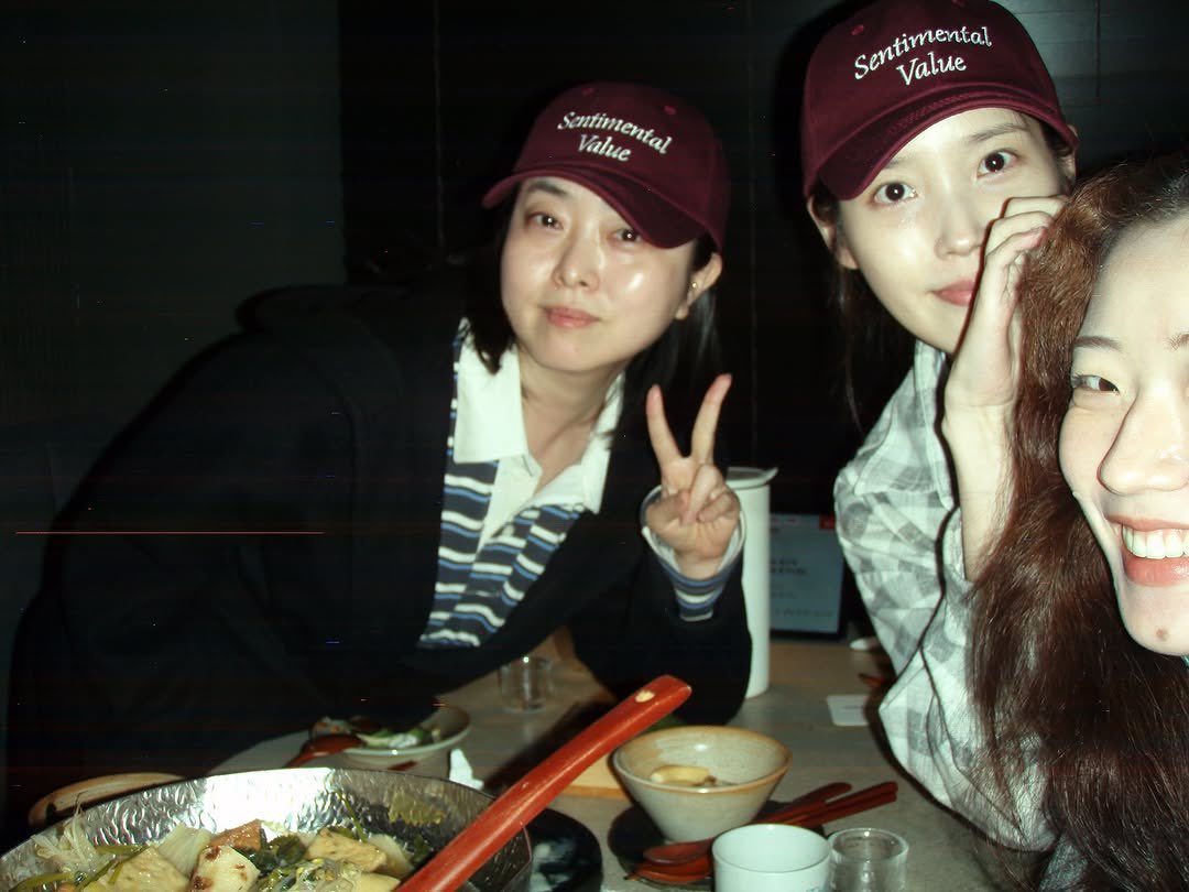 IUteamstarcandy's tweet photo. [📸] 260607 Actress Shim Dalki IG with #IU

“Over the past few months with amazing friends”

Note: The actress previously starred in IU-centred Netflix Series Persona: Kiss Burn.
#아이유 https://t.co/XjFFhA6VJ1 https://t.co/h1bNJJYFdj