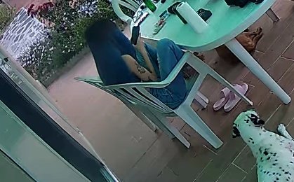 xddenna's tweet photo. Tu amiga autista, óleo sobre lienzo
Además de que me mordió una hormiga justo cuando dejé los pies en el suelo, sentarse así solo tiene ventajas ☝🏼🤓 https://t.co/LvMABIWz7W