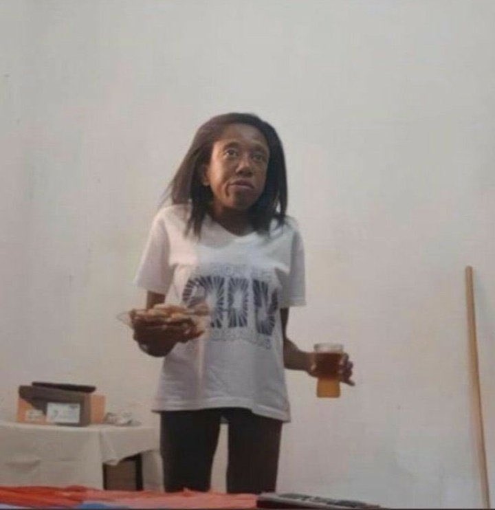 gabrielazolet_'s tweet photo. @de4dflowers @srsorath me desculpe mas isso que você falou é mentira https://t.co/ulK1TAWIjw