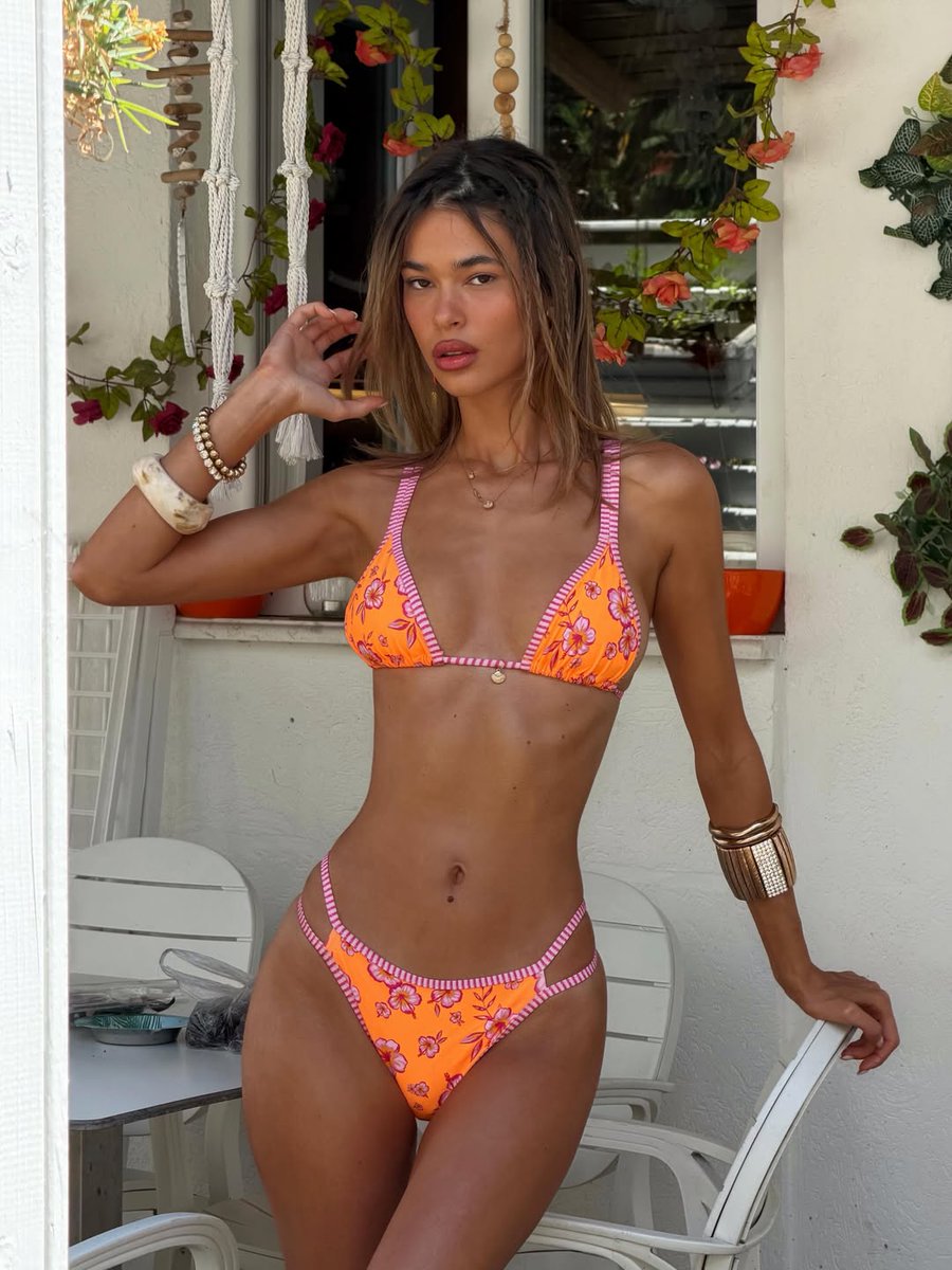 BouxAvenue's tweet photo. Considering quitting our jobs and focusing on Summering ☀️

Shop new in swimwear now: https://t.co/NWogmwmHVL https://t.co/mxhlCZ0c7j