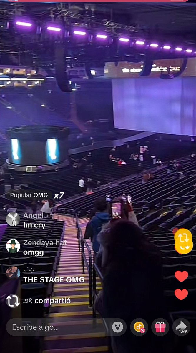 iskyeblu's tweet photo. #eternalsunshinetour stage #arianagrande 2026 omgggggggggggggg https://t.co/wD0nS77fxK