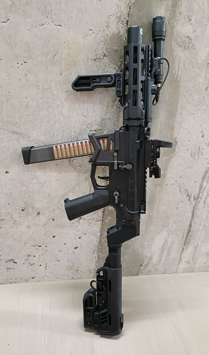 弊社のC.A.T.ヴァーサテイル用ARP9マガジンハウジング御購入ありがとう