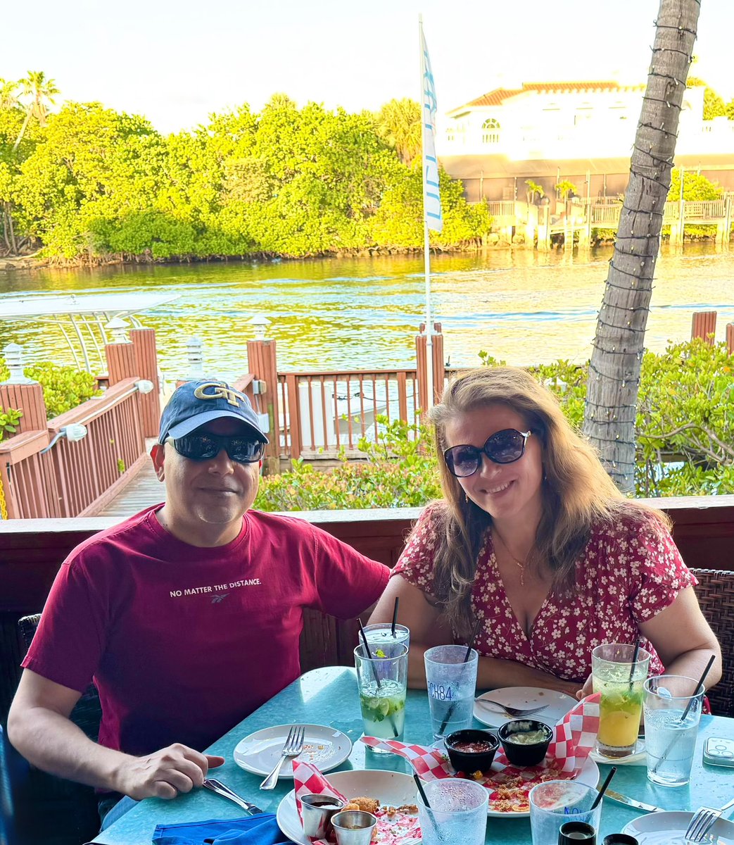 PokerTrue's tweet photo. One of our favorite dinner spots in downtown Delray Beach for us is @Deck84_Delray. The perfect place to celebrate both kids successfully finishing their high school year in flying colors last week. Great atmosphere, delicious food, and some of the best mojitos in town🍻 https://t.co/k2vUkCz2y6