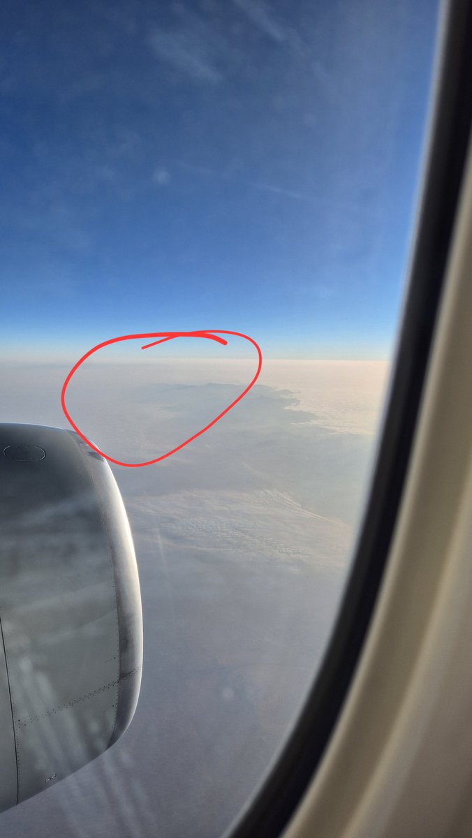 NotAForecaster's tweet photo. Strait of Hormuz. 

Not saying I'm counting ships... But,  c'mon. I'm counting ships 😅 https://t.co/0eneI1zFYa
