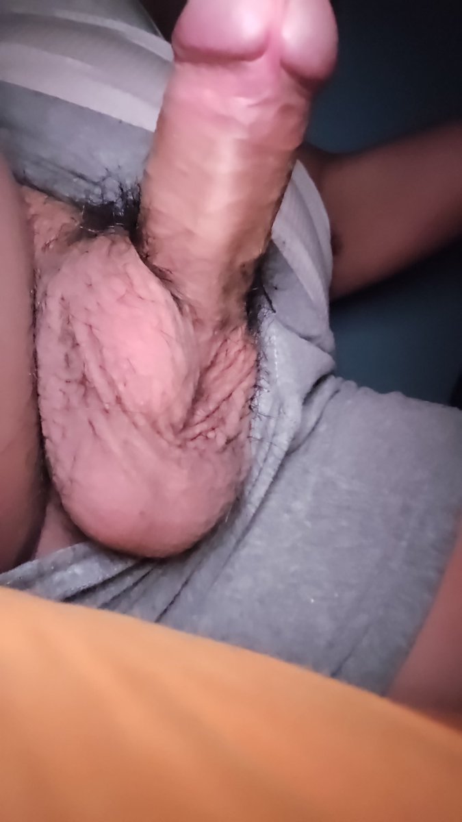Rob69sw's tweet photo. La cámara frontal no ayuda mucho 🫤😅
#single
#cuckoldbi
#chalco
#ixtapaluca
#tlalmanalco https://t.co/LMcsOXbzsr