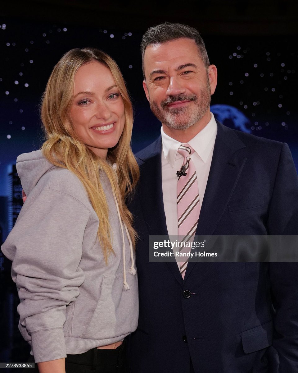 ArchiveWilde's tweet photo. Olivia Wilde with Jimmy Kimmel while appearing on Jimmy Kimmel Live to promote The Invite (June 1st 2026). https://t.co/vaRsz3LEd7