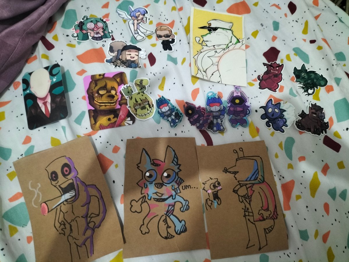 Stivkies's tweet photo. Went to #philifur yesterday! Enjoyed my time Boothing and buying sum stuff

Thank to those who bought doodles n stuff from me :3
Also thank you to @/doctorsouthpaw for the art of my guy hehe https://t.co/FUIwvSIGkt