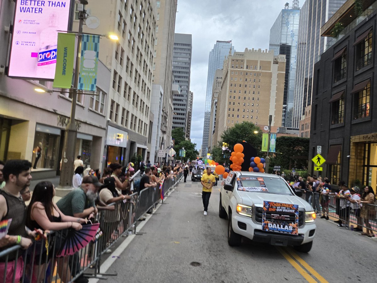 DallasPD tweet picture