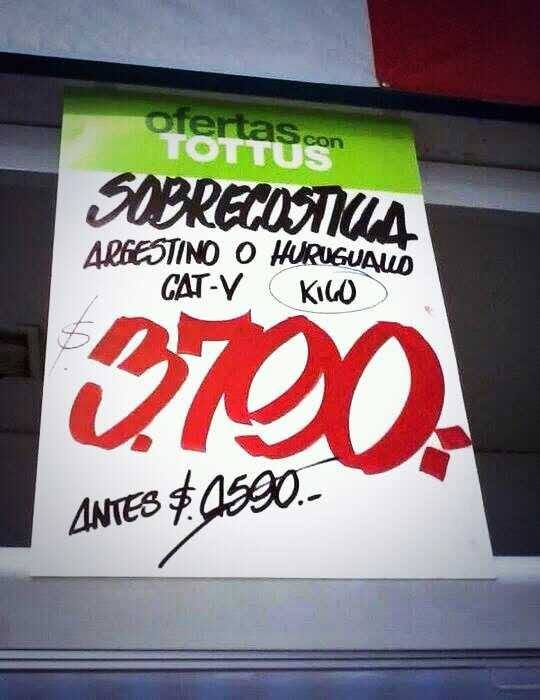 DonSebaArce's tweet photo. Facebook me recuerda esta joya, que vi en Tottus de Plaza Egaña hace un tiempo (diciembre 2013) https://t.co/z1QNsKOUfP