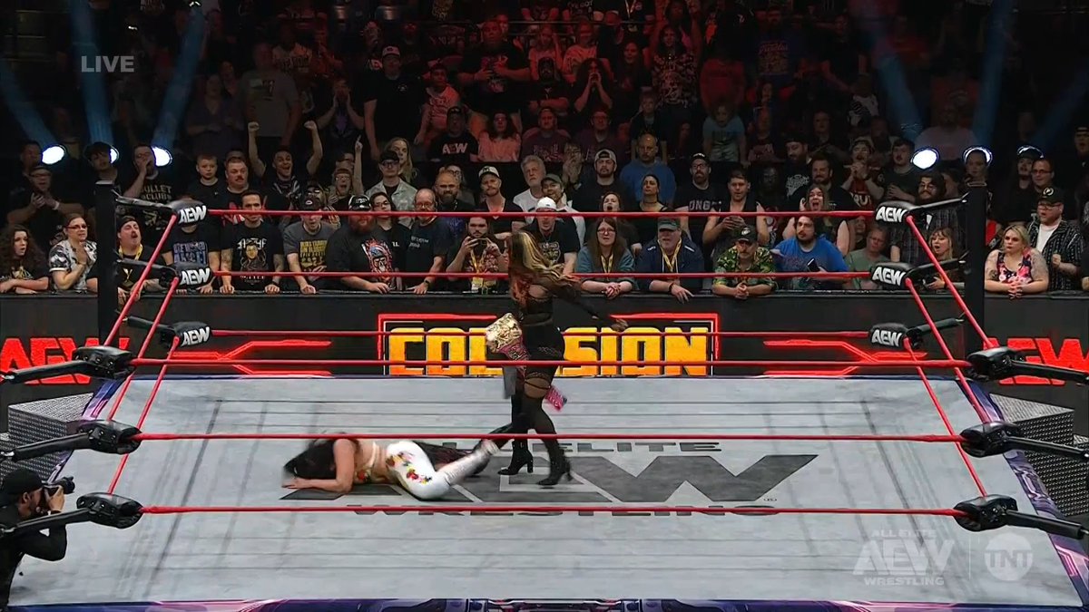 MercedesMoneCom's tweet photo. #MercedesMoné #TheCEO #CEO #AEW #AEWDynamite #AEWCollision https://t.co/fm9wKhtf7k