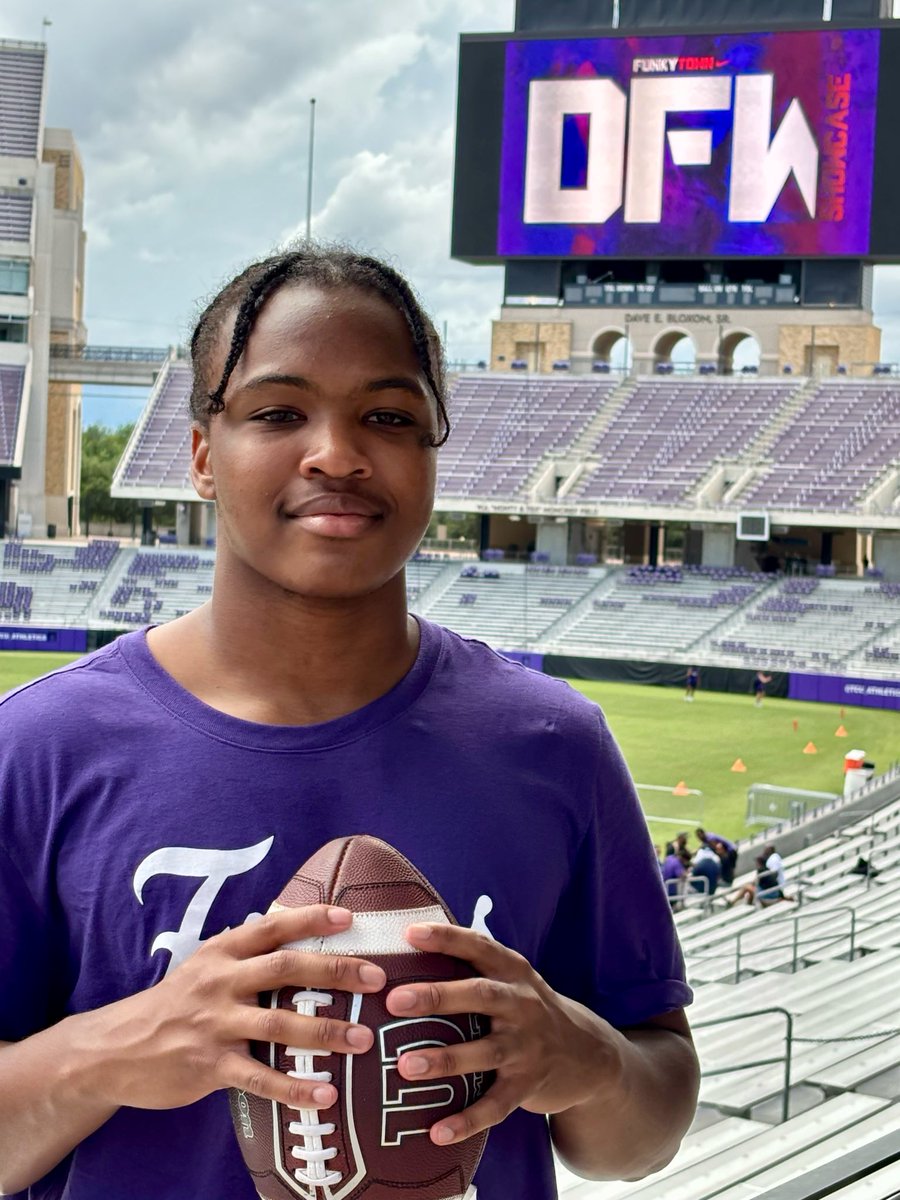 ROZIA_LIGHTFOOT's tweet photo. Major thank you to @CoachSonnyDykes for todayβs Amazing session at #DFWShowcaseπ
Blessed & Grateful to have Learned & Competed for All the Coaches from @TCUFootball @ArizonaFBall @WakeFB @IlliniFootball @CycloneFB @BoilerFootball @CowboyFB @NUFBFamily π₯π―#AGTG #QB #Recruit2027 https://t.co/otxWm5ZQm6