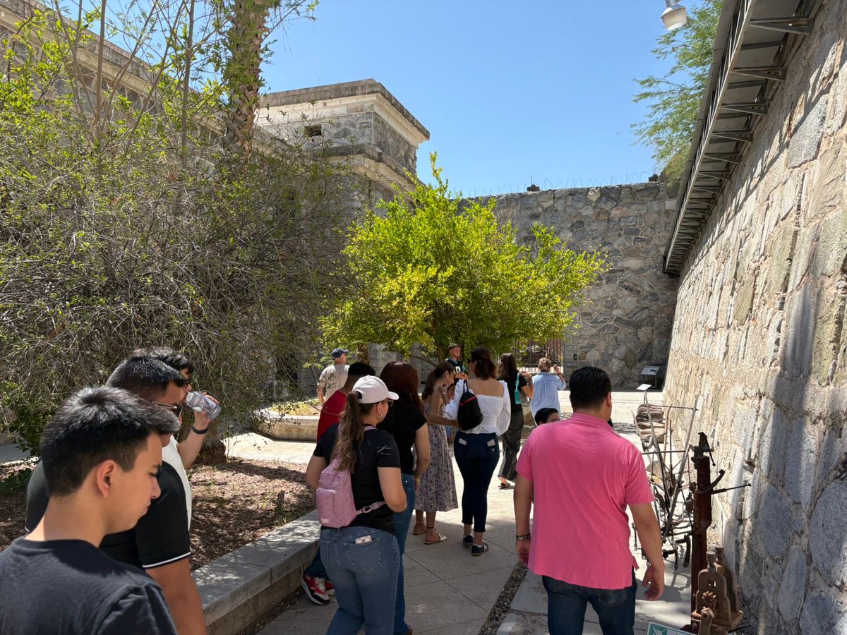 ritaburgos10's tweet photo. Centro de Prevención  Visitamos el Museo Regional de Sonora junto a beneficiarios #ReconectaConLaPaz, fortaleciendo el acceso a la cultura, la identidad y la sana convivencia. Estos espacios contribuyen al desarrollo personal y familiar. #SonoraPorLaPaz 
⁦@AlfonsoDurazo⁩ https://t.co/tkfScxNmvf
