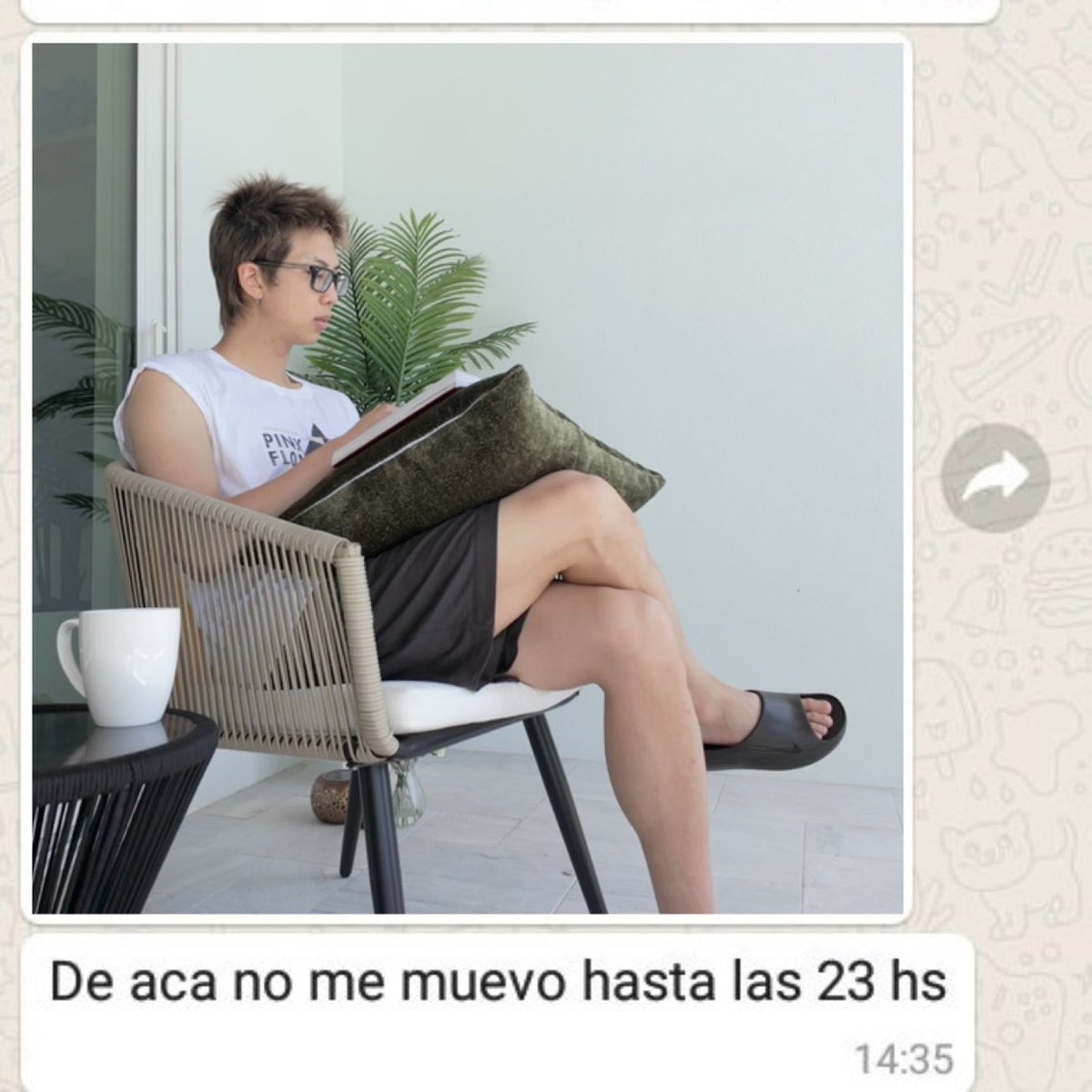 jjkdday's tweet photo. 6 minutos de namjoon leyendo jsjsjs el log fue esto https://t.co/bEkstsJxDR