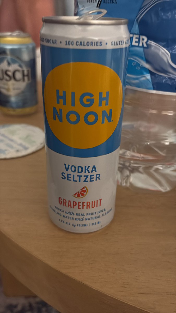 RustyJohnson99's tweet photo. Do I have a vagina? https://t.co/Y3UqqdqwKP