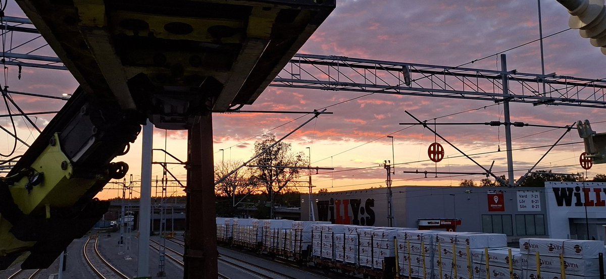 AvSkane's tweet photo. Solen går upp https://t.co/qjxxPSBq96