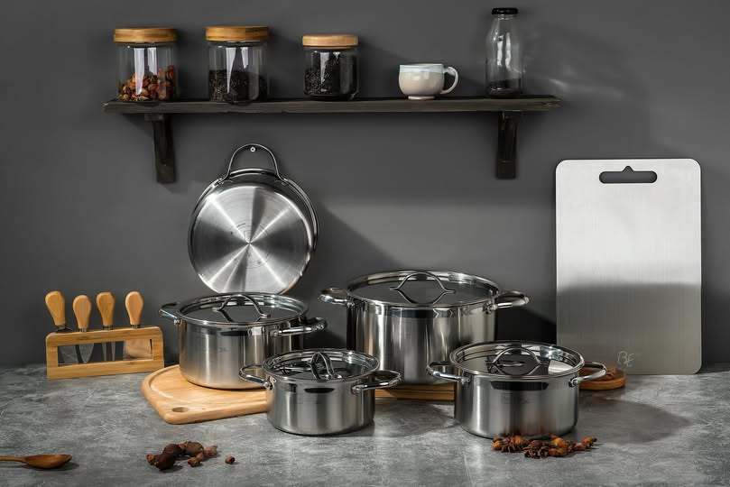 kitchelemspro's tweet photo. Kitchen Elements Pro
June 28 at 10:00 PM ·
Versatile cookware set designed for everyday cooking.
#Cookware, #CookwareSet, #KitchenEssentials, #CookingTools, #HomeCooking, #Kitchenware, #ChefKitchen, #MealPrep, #KitchenMustHave, #CookingLife**
https://t.co/NXv4CUG9M3 https://t.co/c6Nt9BbLtS