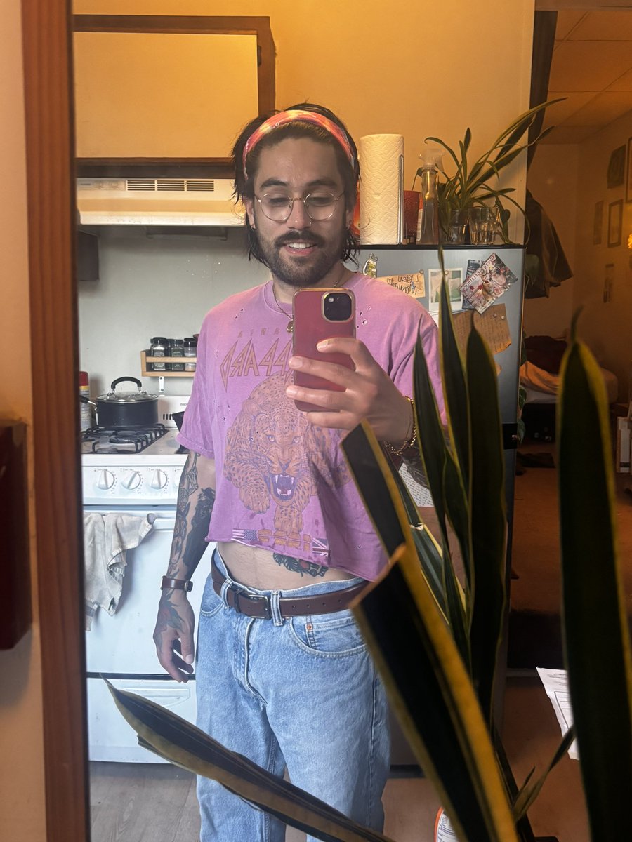 whimsymaxing's tweet photo. happy pride 💕 https://t.co/qfAwIOjoWV