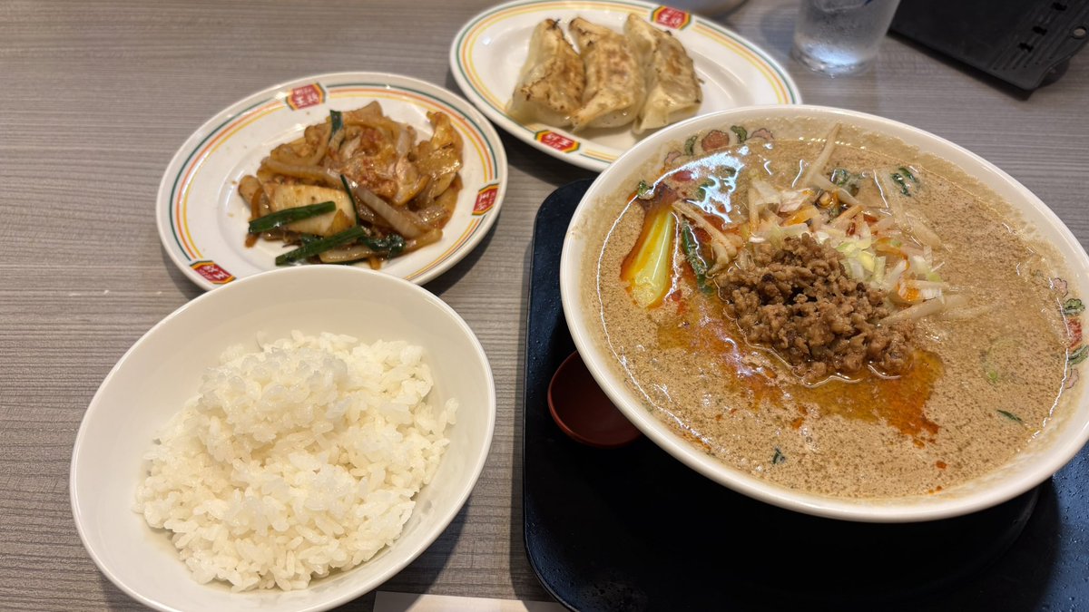 くは72 tweet media