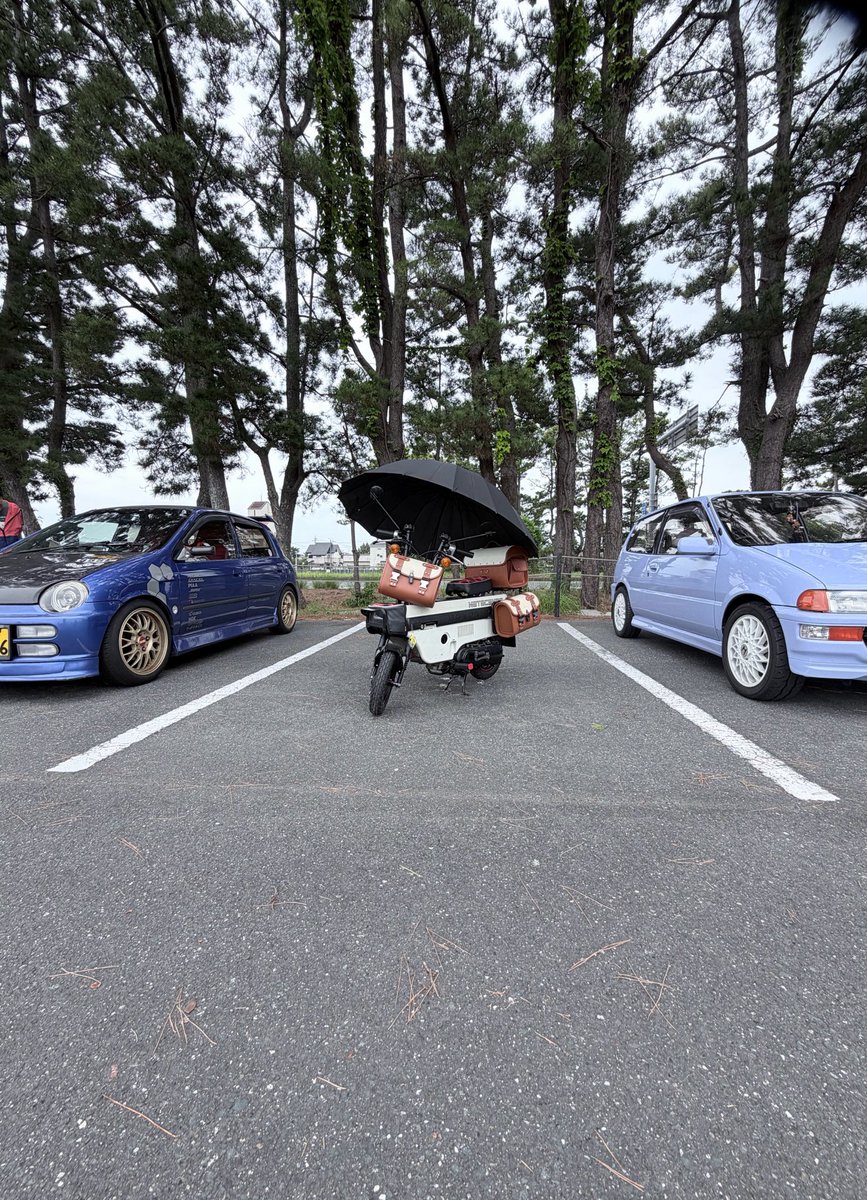 solambo_63's tweet photo. スリートゥデイ  
初めてお会いしてとても面白かったです！！
傘モトコンポも可愛かった！
jw1もめっちゃ可愛い！ https://t.co/0xv0utfJfM