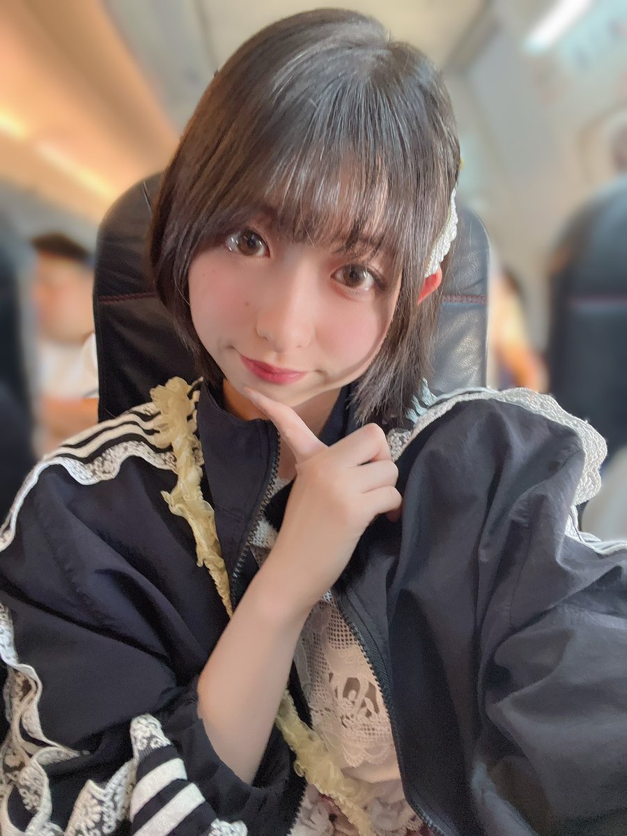 aiko_150cm's tweet photo. おはよ、26歳ラストの日❕ https://t.co/vPBuzjjdaP