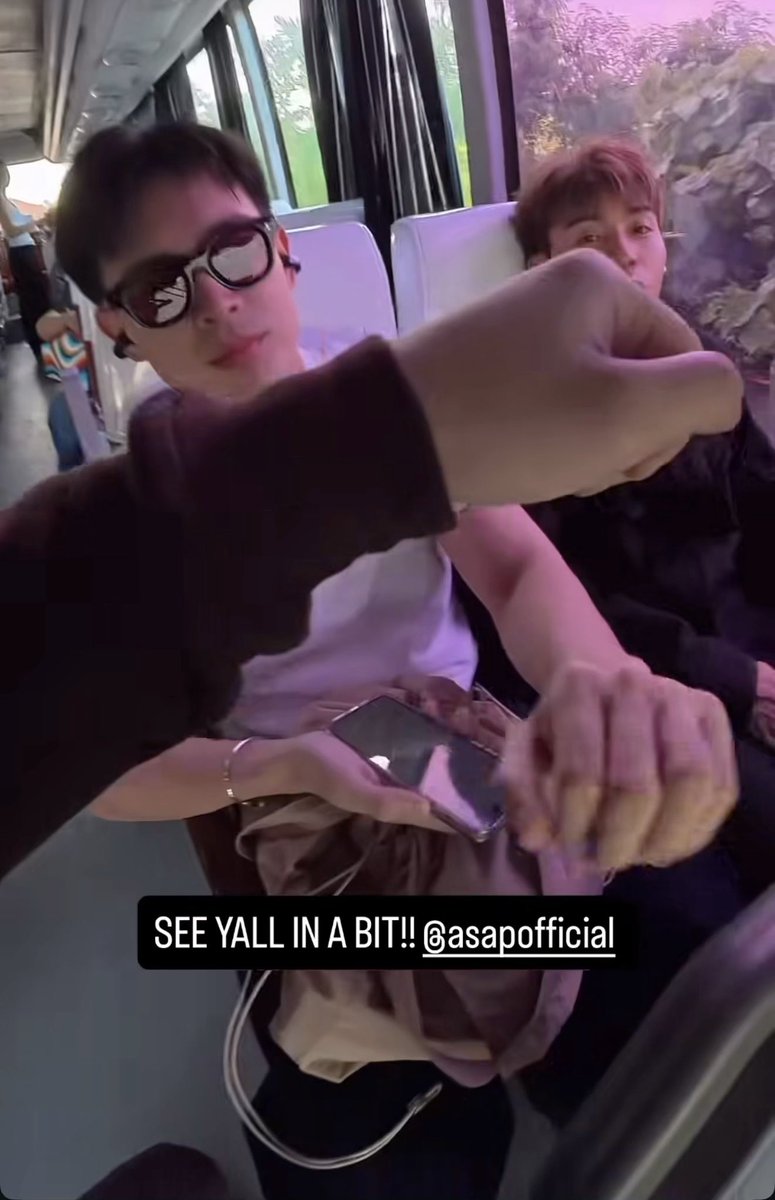 muri_z_'s tweet photo. ralph spotted with brent 

kASAPdya WITH RALPH
#ASAPXPVictoriasCity https://t.co/gXvzZ7Dkgg