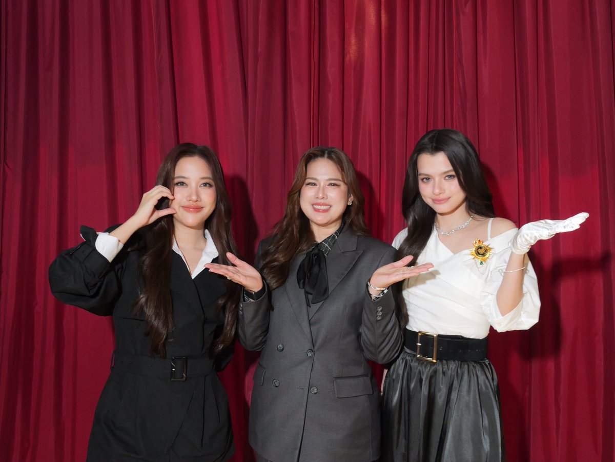 SanTikky's tweet photo. พี่ฟรีนและพี่เบค งานEp.4 

THE AIR CROSSING THE LINE
#เสน่หาวาโยตอนที่4 https://t.co/rlzSU6nh7s