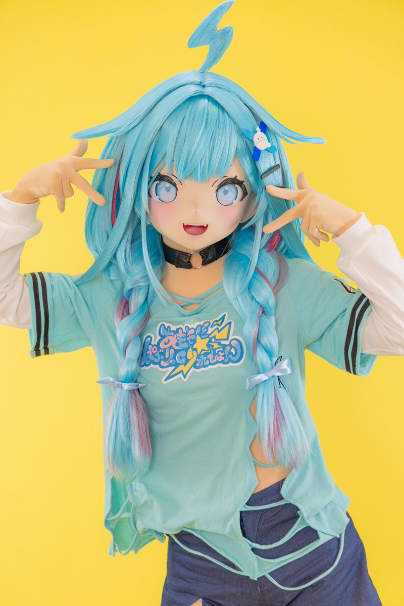 kanbaland's tweet photo. しゅぴしゅわー すうの充電たりてる？

hololive DEV_IS FLOW GLOWのえらい宣伝担当

水宮枢です！

#水宮枢 #すくすく枢 #cosplay #kigurumi https://t.co/l2QSynprKI