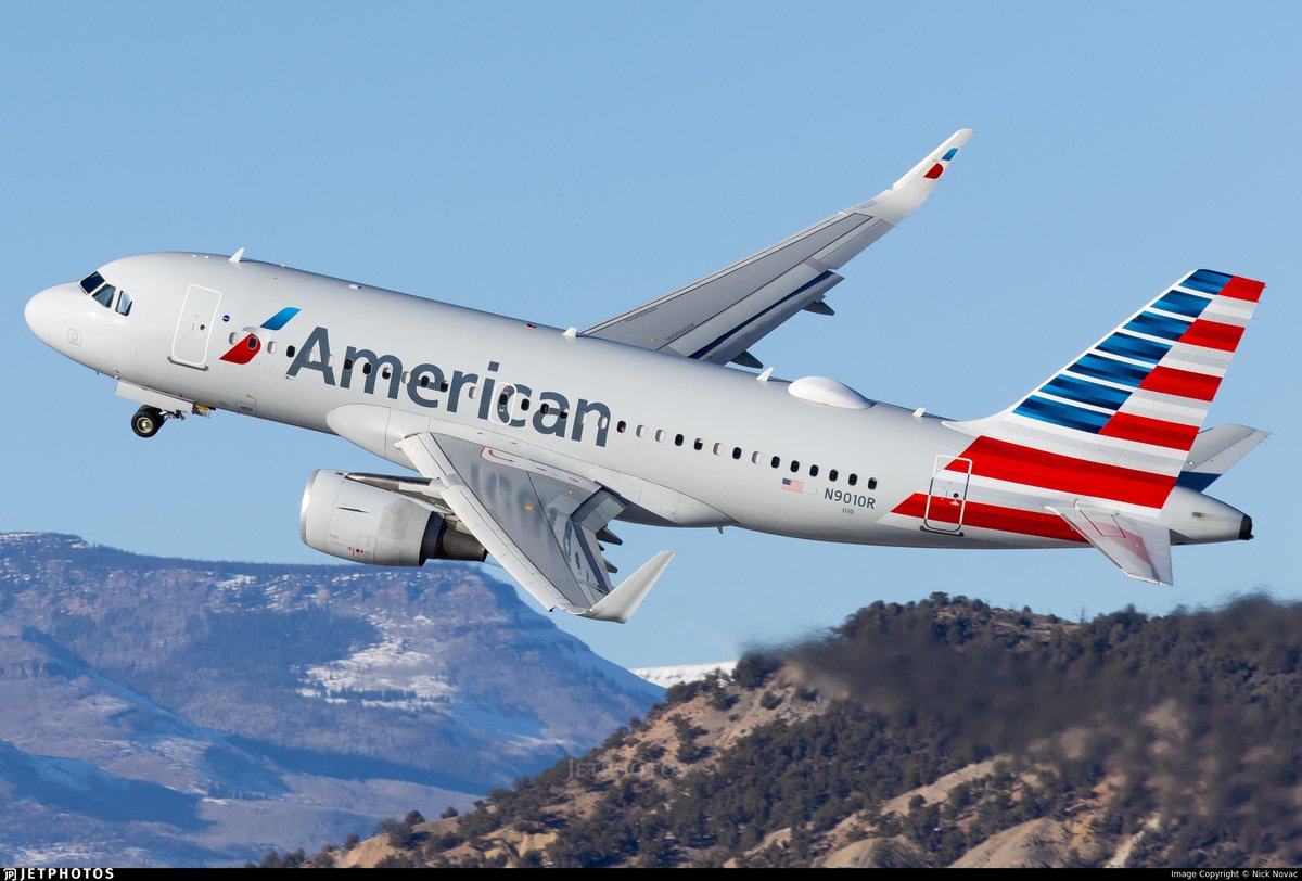 JetPhotos's tweet photo. An American Airlines A319 departing Vail. https://t.co/FZEkGrEeU3 © Nick Novac https://t.co/dvdEzYmx0G