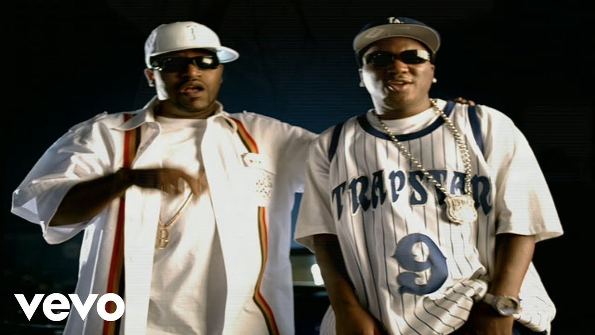 KwanLee's tweet photo. New On KwanLeeTV Jeezy - Trap Or Die ft. Bun B https://t.co/QEdiri1vRW https://t.co/v6ukAVCjpt