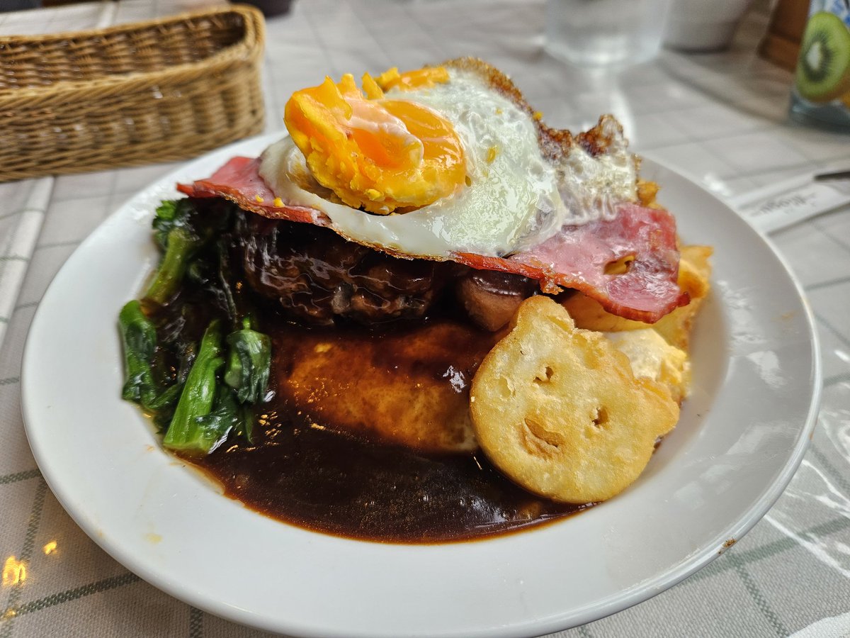 javqs04's tweet photo. オムバーーーーーーーーグ！ https://t.co/La1Dzr0TwY