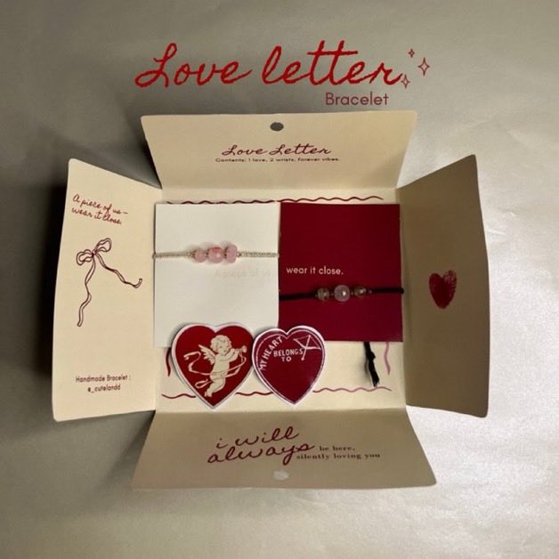 alsaaspill's tweet photo. gift ideas for your partner 

a thread https://t.co/qAandH7CQo