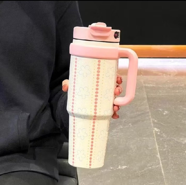 elianafarida's tweet photo. Bismillah
Pink Tumbler #tumbler #shopeeaffiliate #racunshopee #shopeeID 

- a thread https://t.co/hcx7Hli1Fm