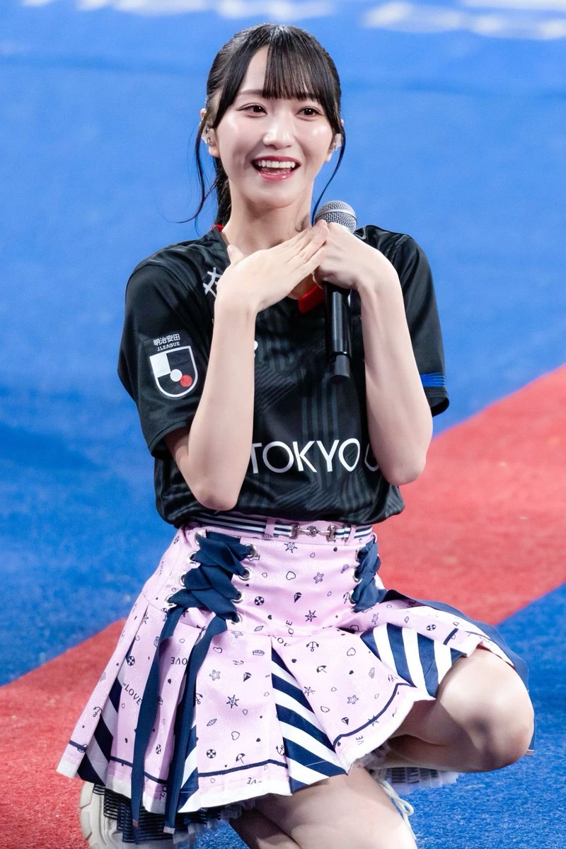 Akarishinshin's tweet photo. 男子ってサッカーユニフォーム姿の女の子好きだよね

#野口衣織 https://t.co/VDNETgnnB9