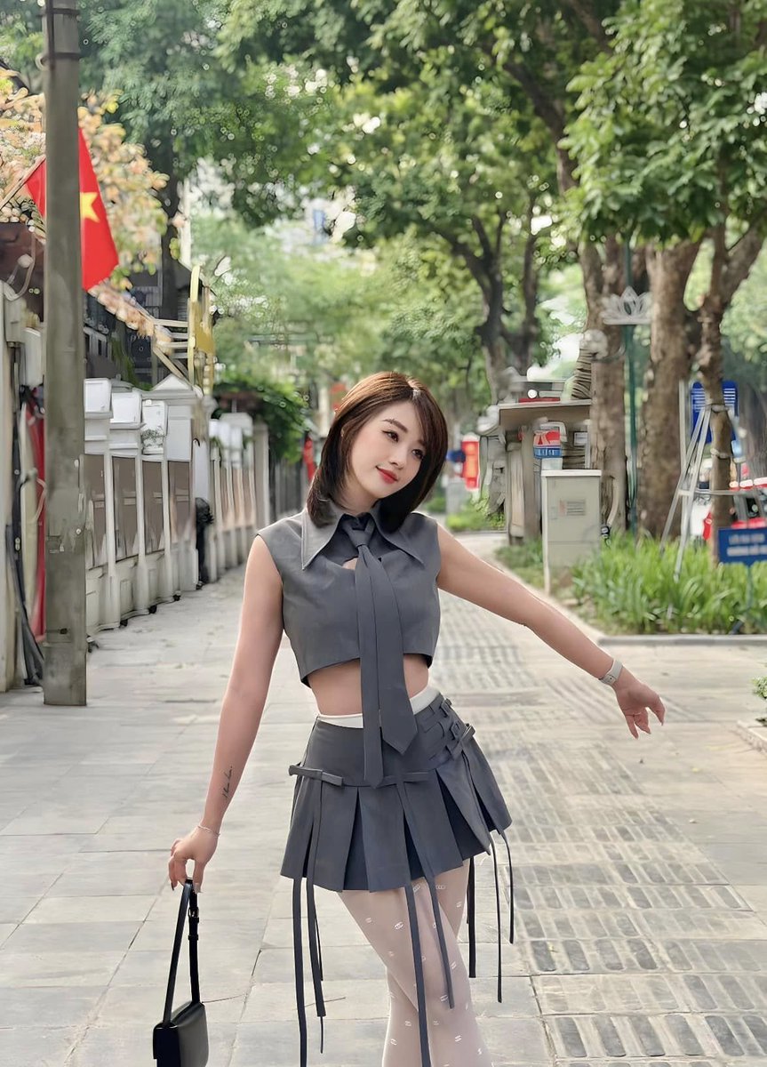 hakimhakimm97's tweet photo. Hôm nay của anh thế nào https://t.co/qt7WwTCOA2