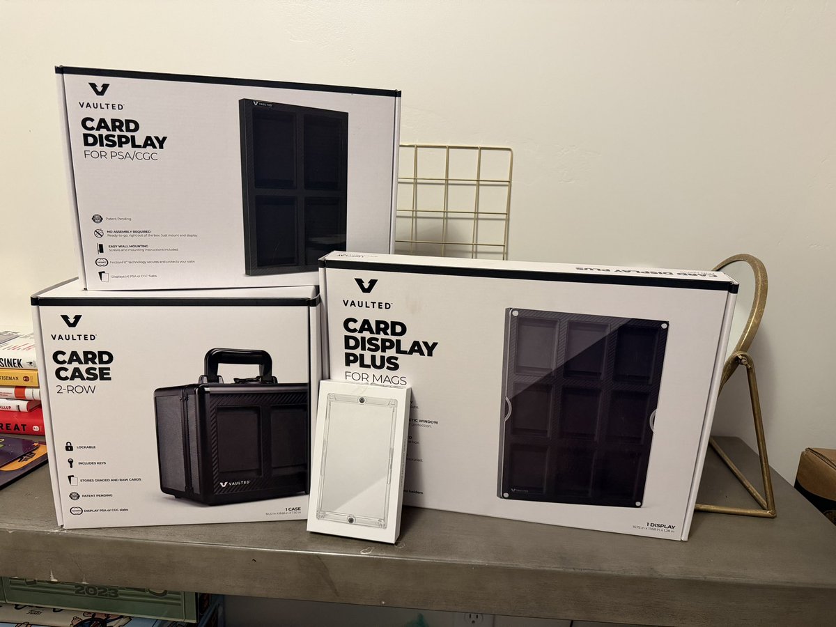 cstu2's tweet photo. What a collector day! Huge thanks to @vaultedcollect for some amazing products! https://t.co/6xbMsTdsQ6
