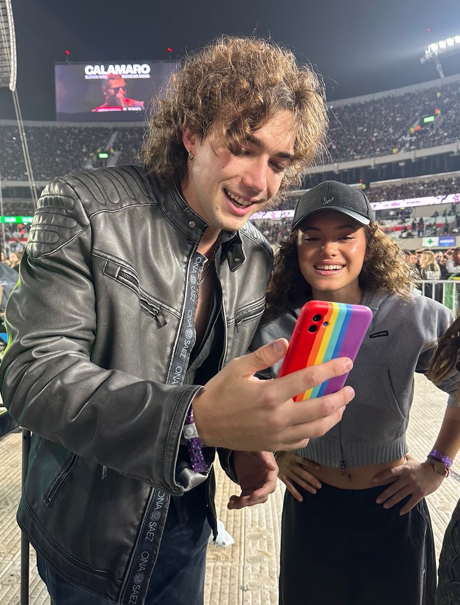 wllsbianc13's tweet photo. LOS AMO https://t.co/njTjTT1Iqn