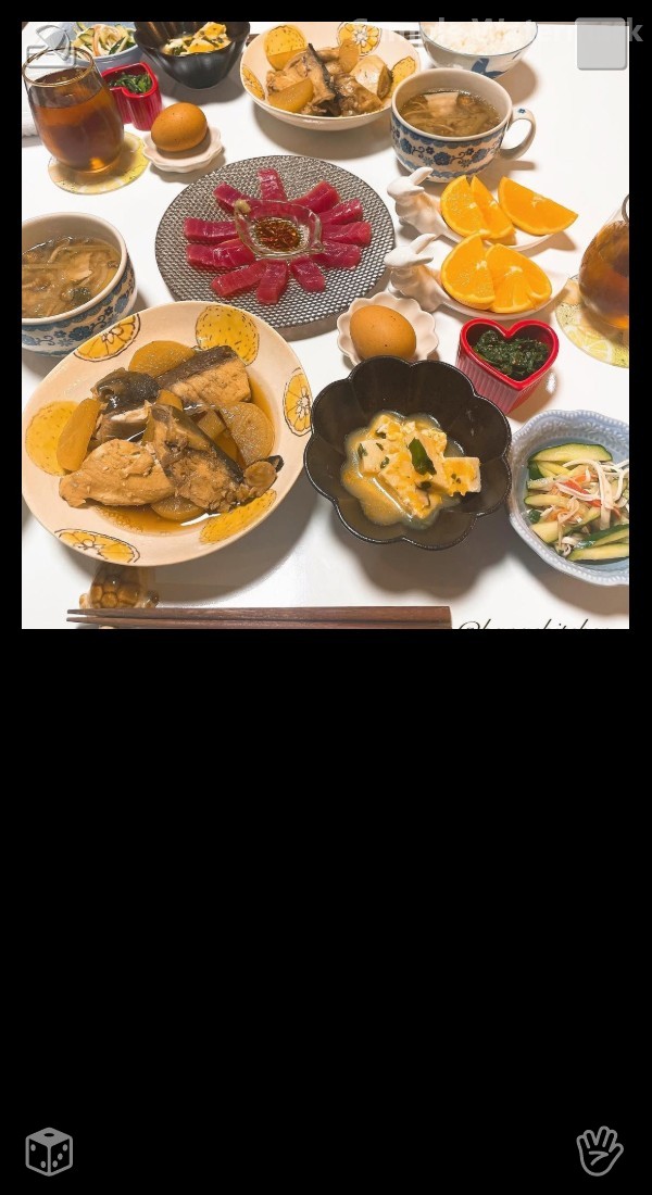 vivid_cat70's tweet photo. Cultivate accountability, dependability, and integrity. Charm resides in simple, tranquil moments. Lying in bed that evening, gazing at the antique mirror, I reflect on the countless individuals who have supported me—Lila, my father, my grandmother, and even the unfamiliar face https://t.co/rOV1TYiZ0k